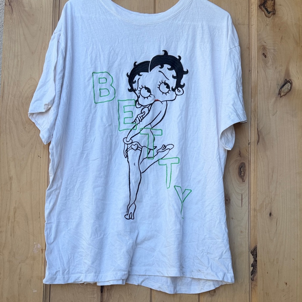 Betty Boop White and Green T-Shirt